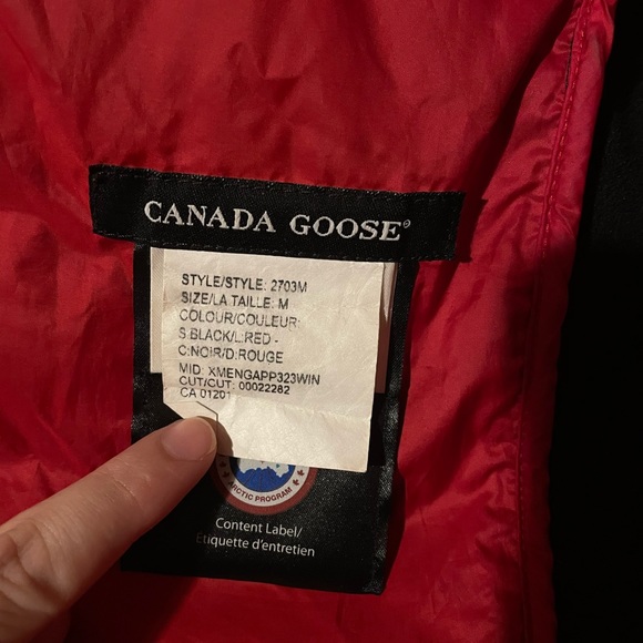 Canada Goose Men’s Coat - Picture 5 of 9